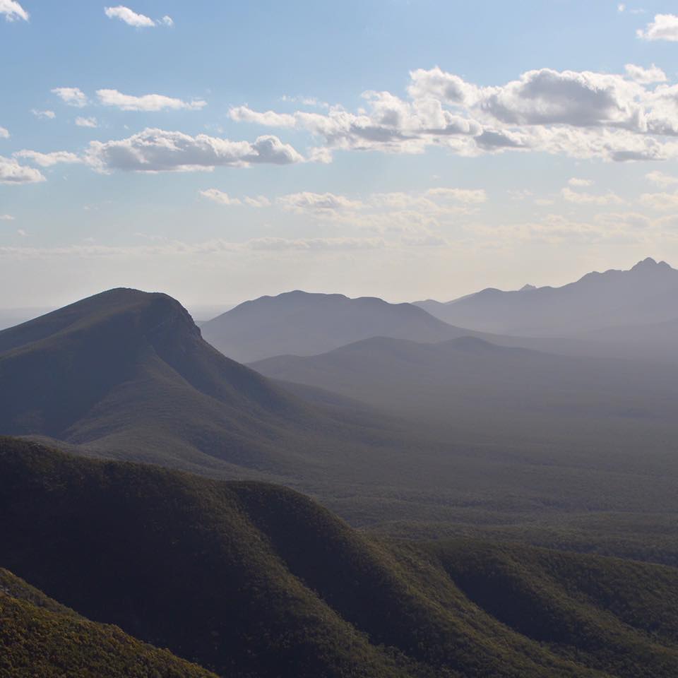 bluff knoll from the top of the mountain